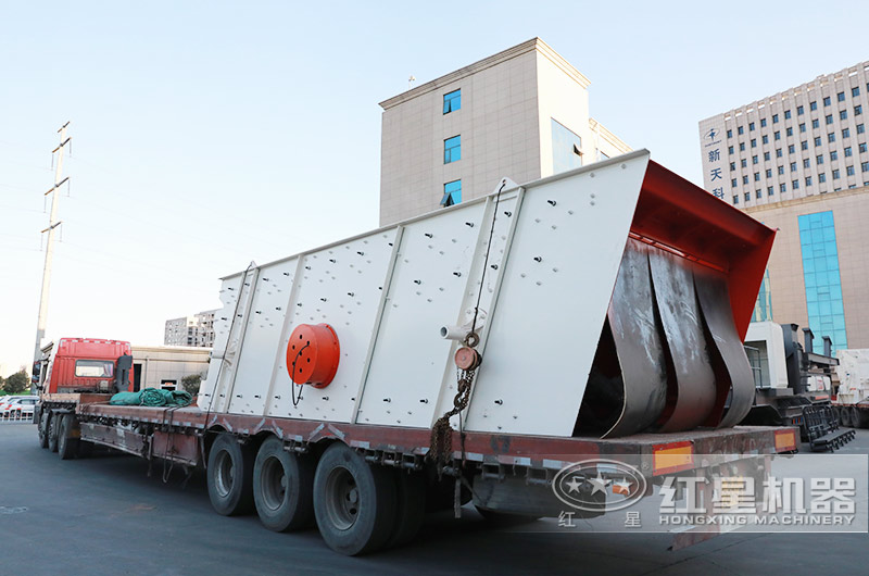 红星重型双层圆振动筛发往用户